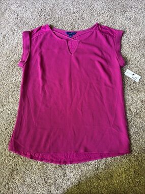 Apt. 9 Women's Magenta Short Sleeve Keyhole Top size small
